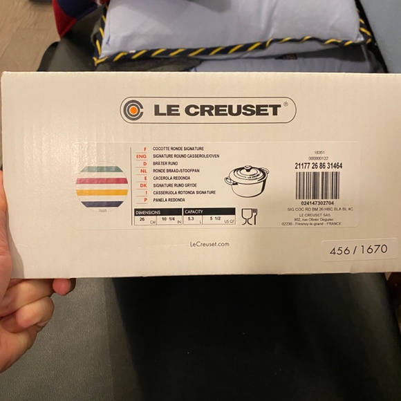 Le Creuset x HBC multistripe Special Edition 5.3L round French Oven - Picture 3 of 11